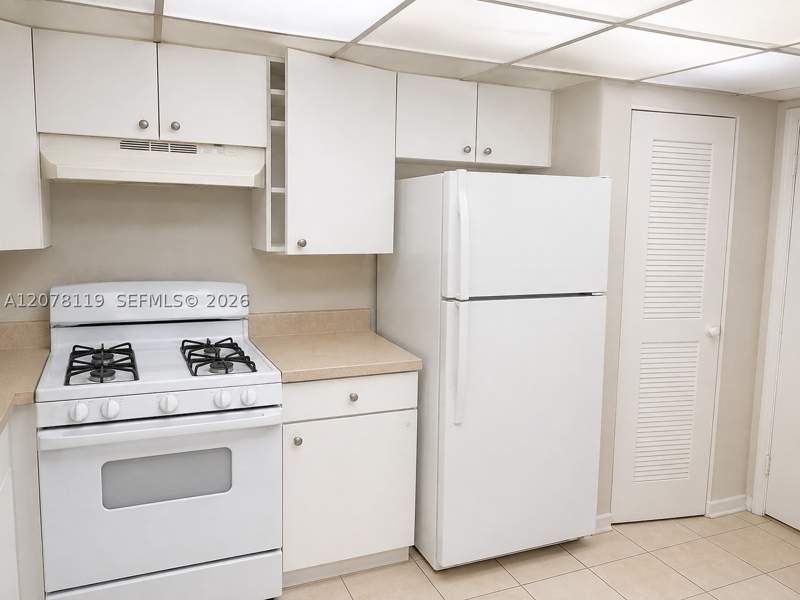 2 bedroom Condominium at 17911 NW 68th Ave O202, Venetian Gardens At Count, Hialeah — photo 4