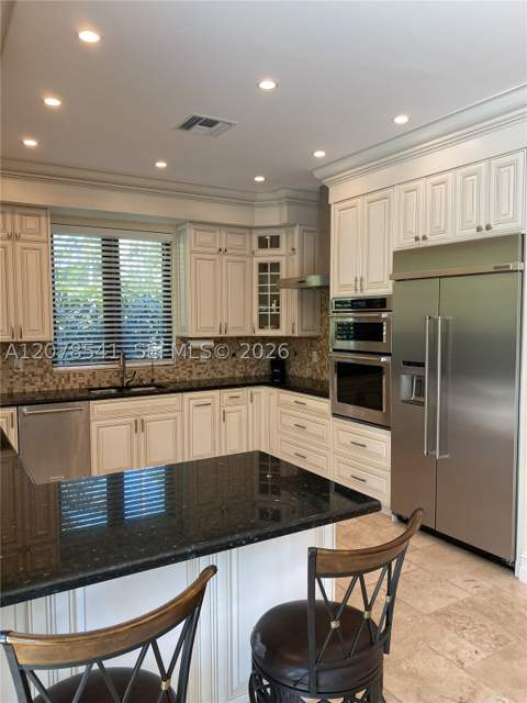 343 190th St, Sunny Isles Beach FL - photo 18 of 32