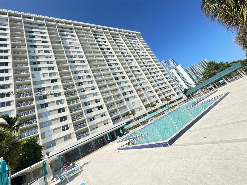 1 bedroom Condominium at 300 Bayview Dr 501, Arlen House Condo, Sunny Isles Beach — photo 2
