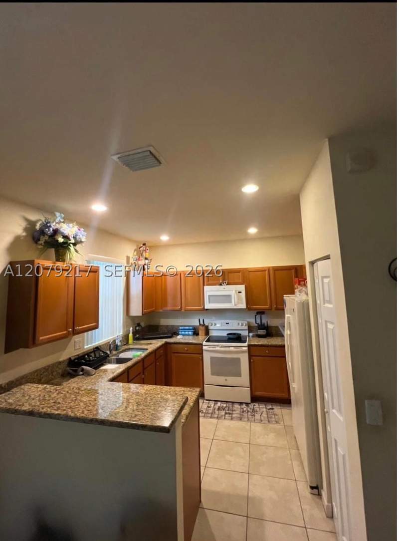 3 bedroom Townhouse at 23786 SW 118th Ave, Silver Palm West, Homestead — photo 3