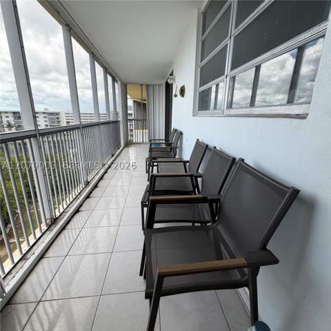 2980 E Point East Dr D608, Aventura FL - photo 6 of 28