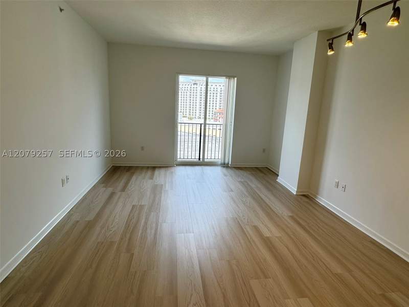 1 bedroom Condominium at 10 Aragon Ave 1008, Ten Aragon Condo, Coral Gables — photo 4