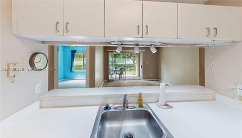 15780 SW 106th Ter 104, Miami FL - photo 15 of 56