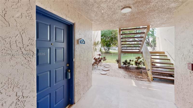 2 bedroom Condominium at 15780 SW 106th Ter 104, Royal Palm Place, Miami — photo 4