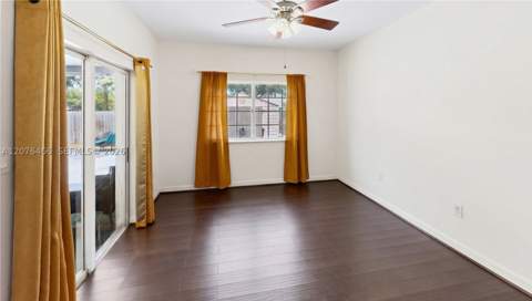 2851 NE 42nd Ave, Homestead FL - photo 19 of 75
