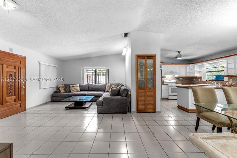 3 bedroom SingleFamilyResidence at 13706 SW 14th St, Coral West Heights 2nd Ad, Miami — photo 5