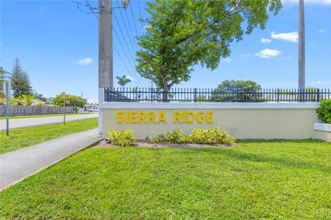 886 NE 214th Ln 4, Miami FL - photo 19 of 20