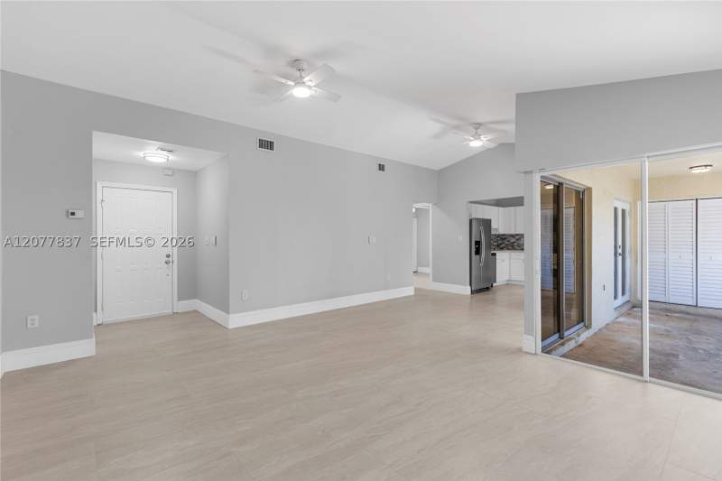 3 bedroom Condominium at 886 NE 214th Ln 4, Sierra Ridge Condo A, Miami — photo 4