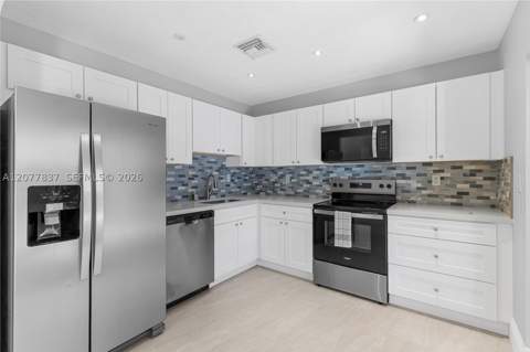 886 NE 214th Ln 4, Miami FL - photo 7 of 20