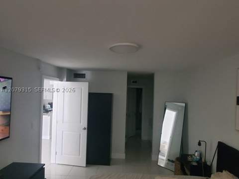 677 SW 9th Ave 405, Miami FL - photo 8 of 11