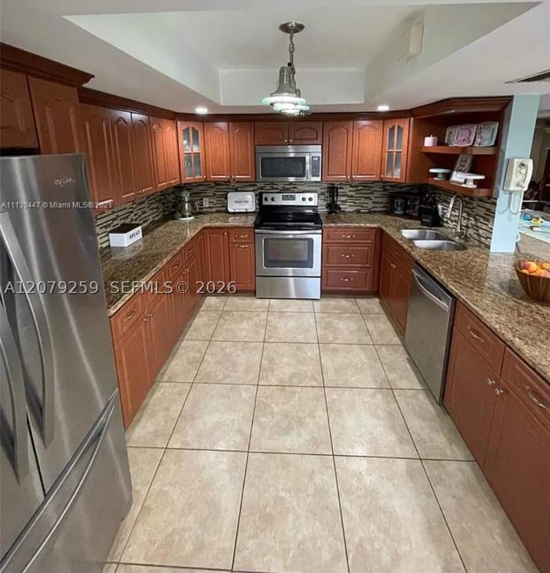2 bedroom Condominium at 4825 SW 149th Ct 18B, Lakes Meadow Vilg Homes C, Miami — photo 3
