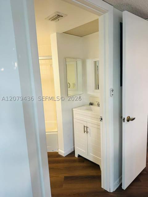 2528 SE 20th Pl 201-C, Homestead FL - photo 7 of 8