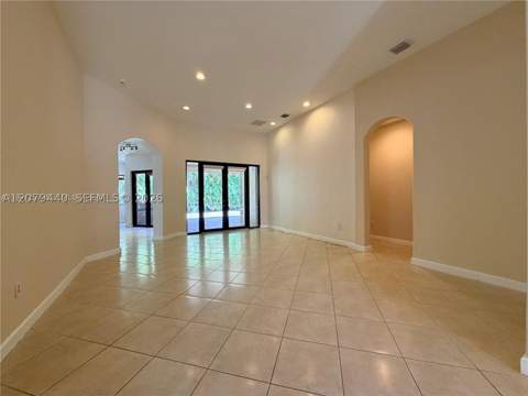 19385 SW 79th Ct, Cutler Bay FL - photo 18 of 64