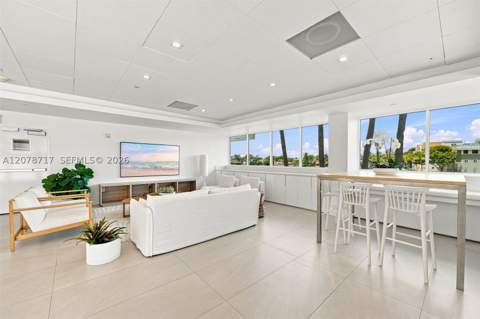 5900 Collins Ave 1006, Miami Beach FL - photo 18 of 25