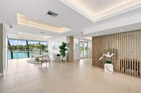 5900 Collins Ave 1006, Miami Beach FL - photo 19 of 25