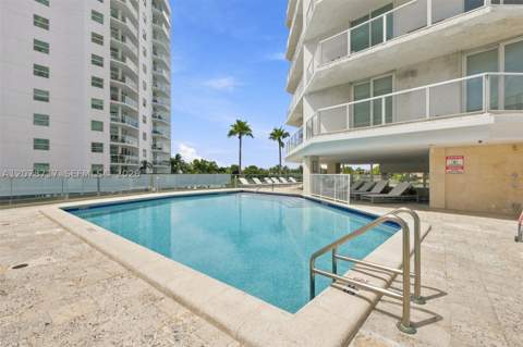 5900 Collins Ave 1006, Miami Beach FL - photo 24 of 25