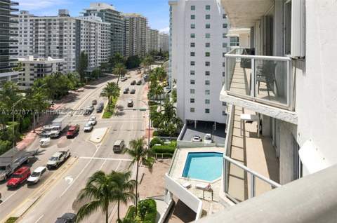 5900 Collins Ave 1006, Miami Beach FL - photo 8 of 25