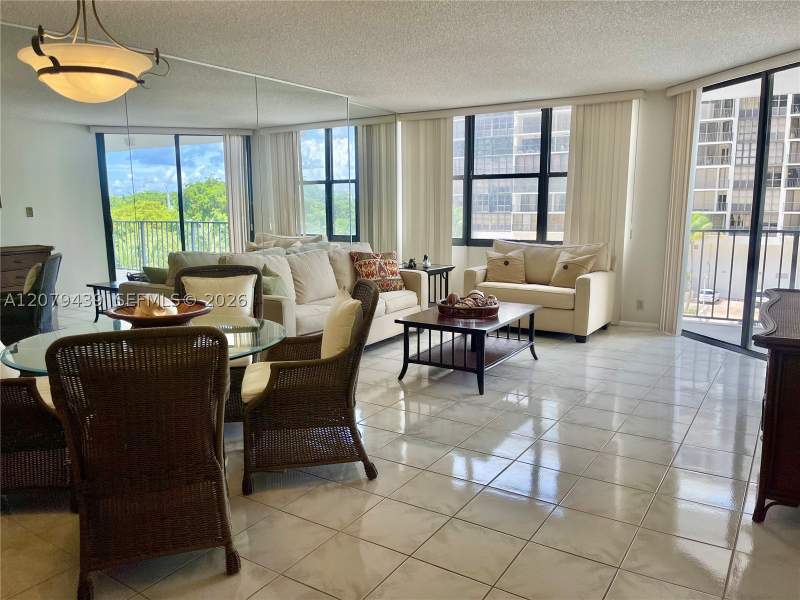 1 bedroom Condominium at 1901 Brickell Ave B506, Brickell Place Condo, Miami — photo 2