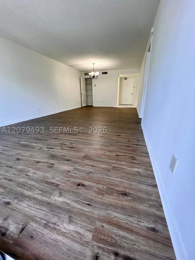 1 bedroom Condominium at 700 NW 214th St 411, Ellington At County Line, Miami Gardens — photo 4
