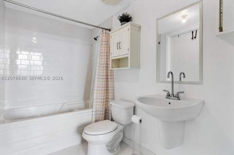 690 SW 1st Ct 2025, Miami FL - photo 10 of 18