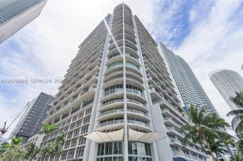 690 SW 1st Ct 2025, Miami FL - photo 16 of 18