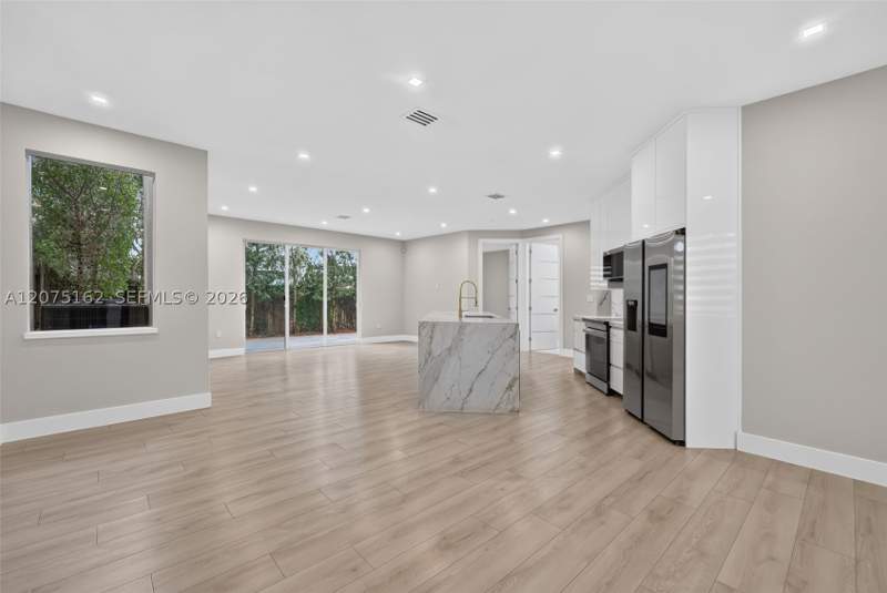 4 bedroom Townhouse at 12377 SW 125th St, Kendall Breeze South, Miami — photo 4