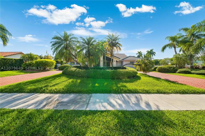 4 bedroom SingleFamilyResidence at 590 NW 132nd Ave, Superior Homes Sec 6, Miami — photo 2