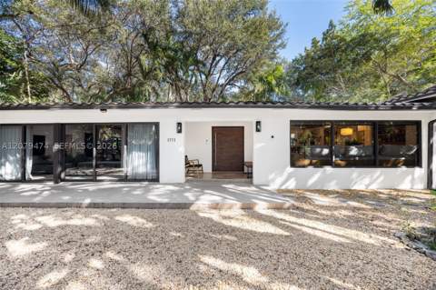 4165 Poinciana Ave, Miami FL - photo 12 of 38