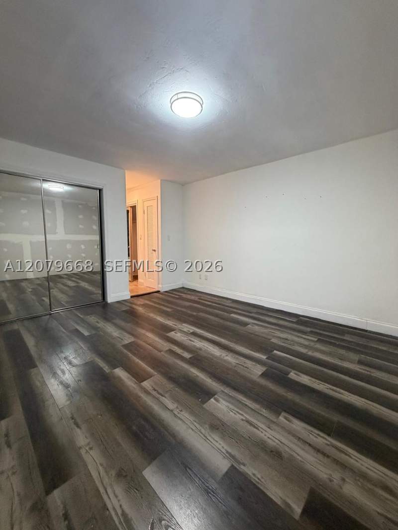 1 bedroom Condominium at 1400 NE 191st St 310, Fourth Horizons Condo, Miami — photo 4