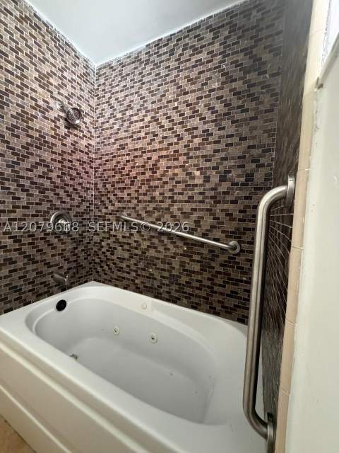 1400 NE 191st St 310, Miami FL - photo 9 of 14