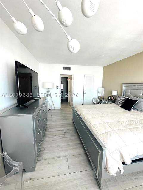 1000 West Ave Ph27, Miami Beach FL - photo 11 of 39