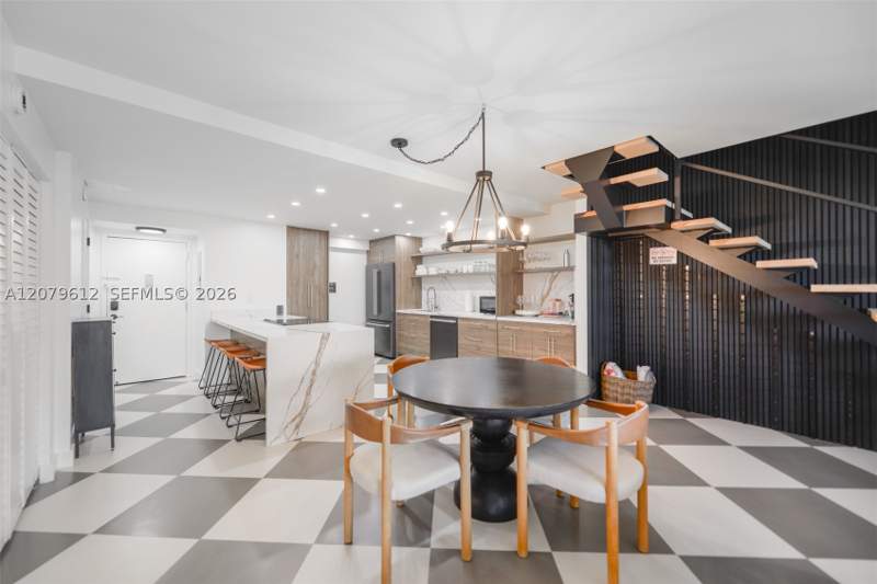 2 bedroom Condominium at 17800 Atlantic Blvd Ph14, Towne Royale Condo, Sunny Isles Beach — photo 2