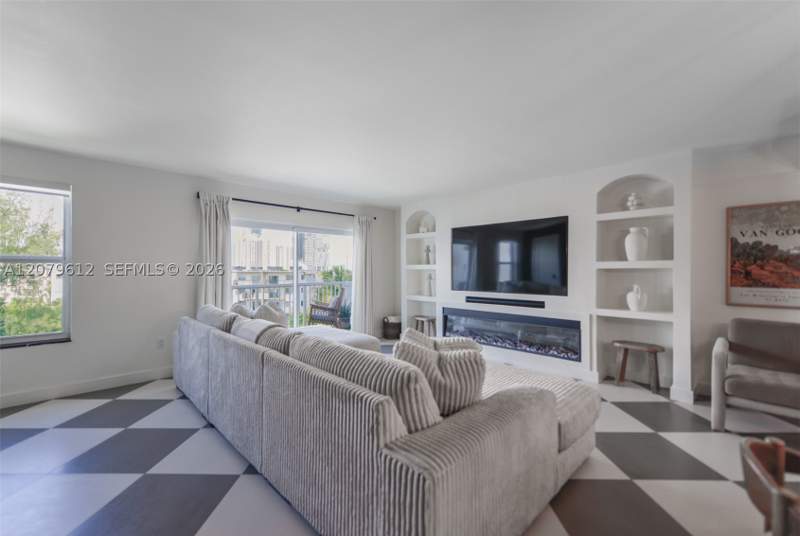 2 bedroom Condominium at 17800 Atlantic Blvd Ph14, Towne Royale Condo, Sunny Isles Beach — photo 5