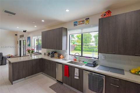 5778 SW 33rd St, Miami FL - photo 11 of 22
