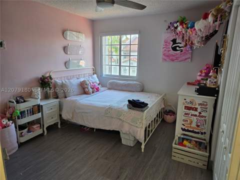 11464 NW 50th Ter, Doral FL - photo 16 of 26
