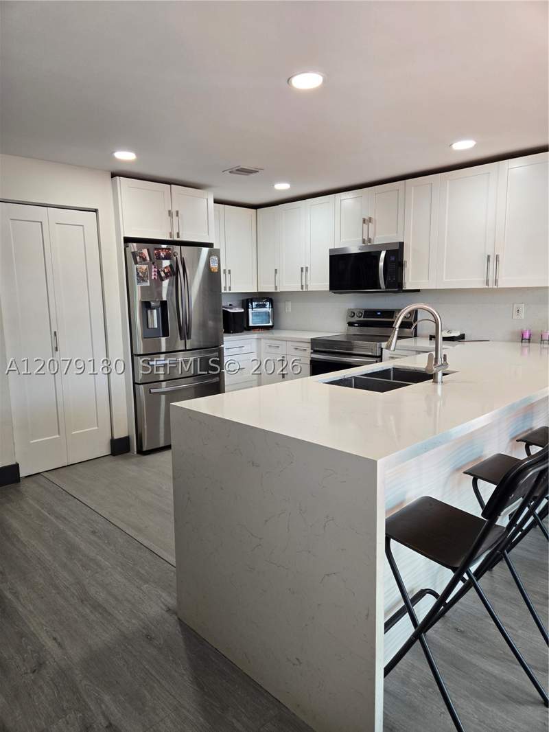 4 bedroom Townhouse at 11464 NW 50th Ter, Doral Landings Townhomes, Doral — photo 5