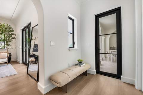 550 Malaga Ave Villa 1, Coral Gables FL - photo 17 of 40