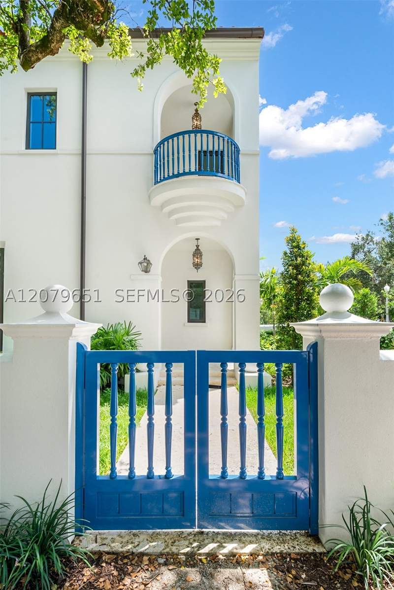 3 bedroom Villa at 550 Malaga Ave Villa 1, Coral Gables Biltmore Sec, Coral Gables — photo 3