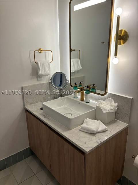 159 NE 6th St 3303, Miami FL - photo 16 of 27