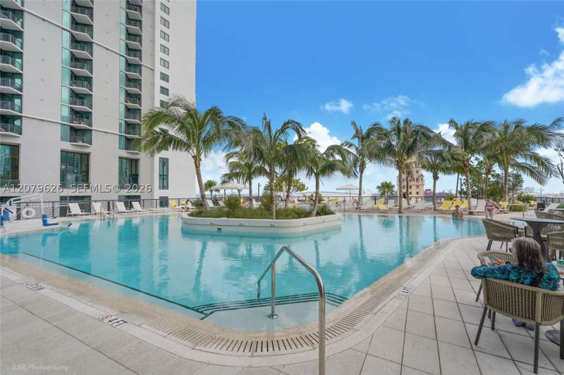 1 bedroom Condominium at 159 NE 6th St 3303, 159 NE 6th Street Condo, Miami — photo 2