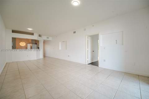 10750 NW 66th St 102, Doral FL - photo 16 of 29