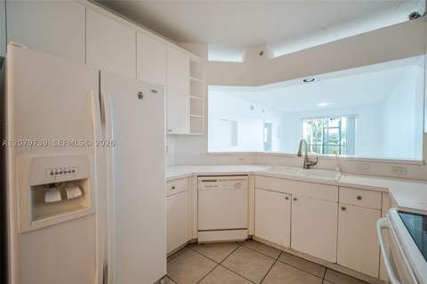 10750 NW 66th St 102, Doral FL - photo 21 of 29
