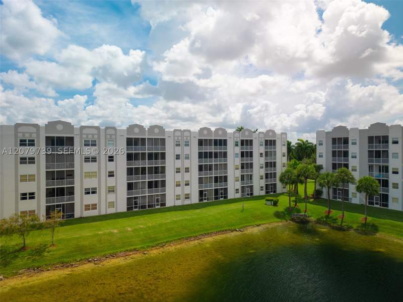 3 bedroom Condominium at 10750 NW 66th St 102, Captiva Condo B, Doral — photo 5