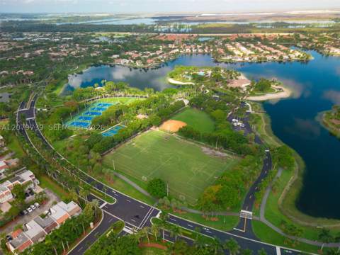 10750 NW 66th St 102, Doral FL - photo 7 of 29