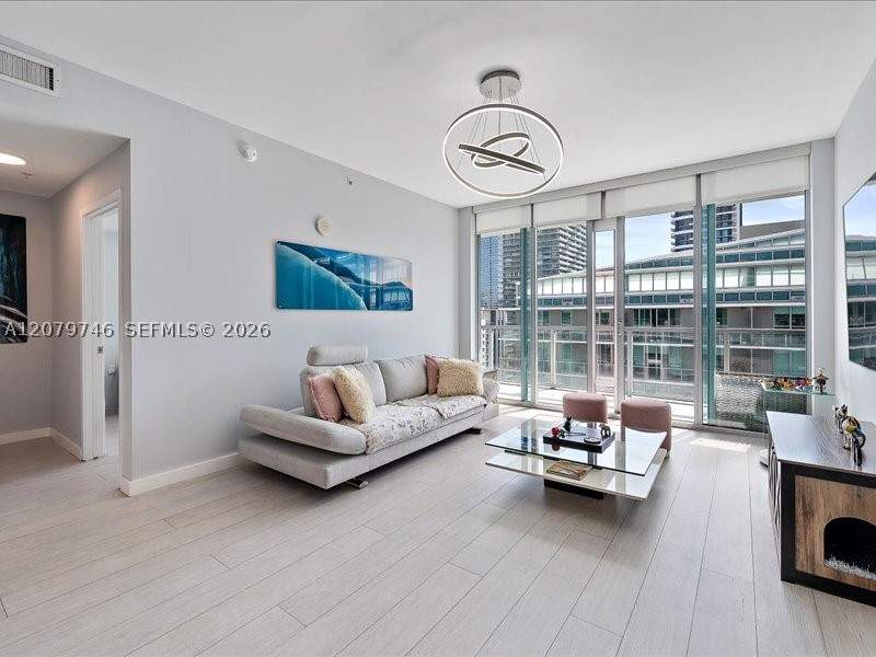 1 bedroom Condominium at 1111 SW 1st Ave Uph4015, The Axis On Brickell II C, Miami — photo 2
