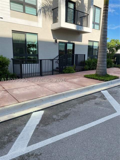 8301 NW 41st St B-110, Doral FL - photo 7 of 34