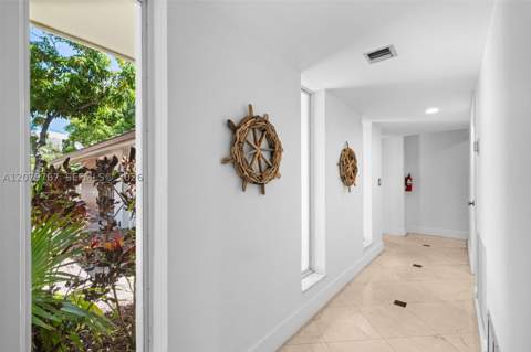 19860 NE 24th Ct, Miami FL - photo 24 of 37