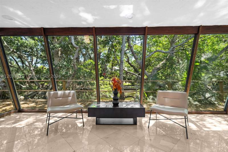6 bedroom SingleFamilyResidence at 19860 NE 24th Ct, Enchanted Lake, Miami — photo 4