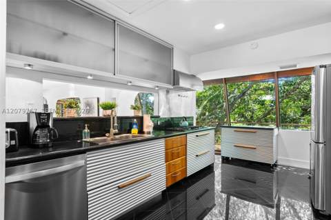 19860 NE 24th Ct, Miami FL - photo 8 of 37