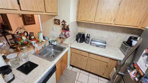 15619 SW 73rd Cir Ter 10-8, Miami FL - photo 12 of 16